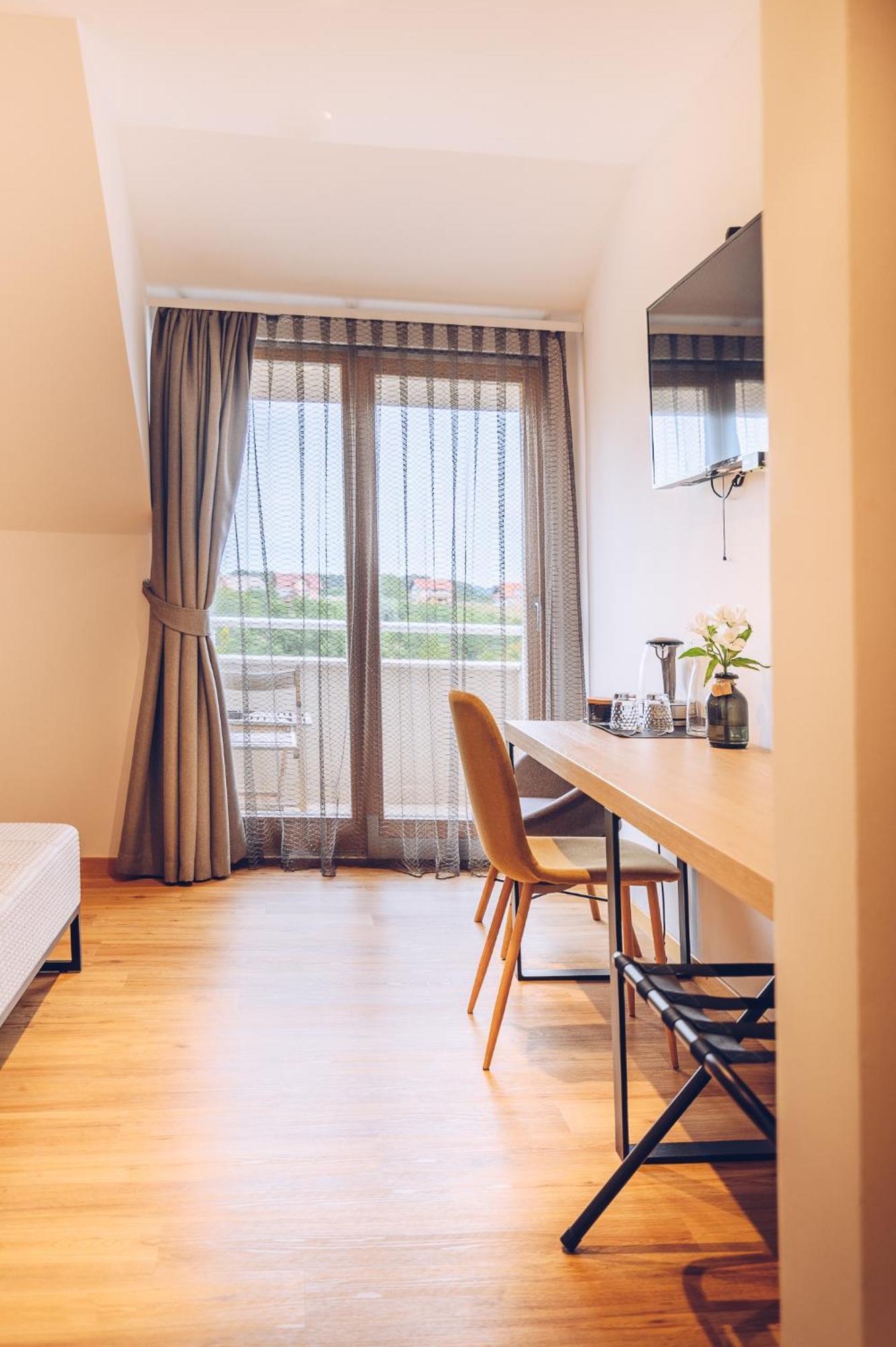 Tri Lucke Hotel & Restaurant Krsko Bilik gambar